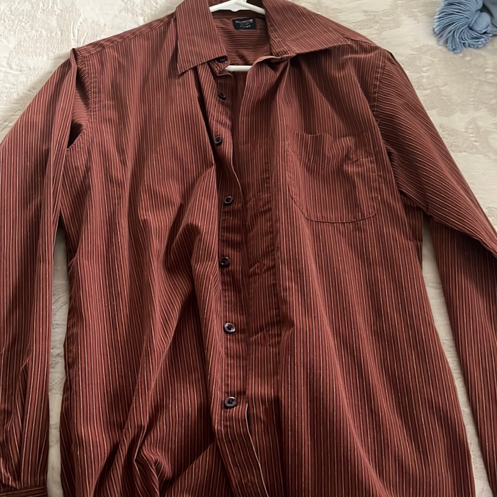 Men’s button down long sleeve